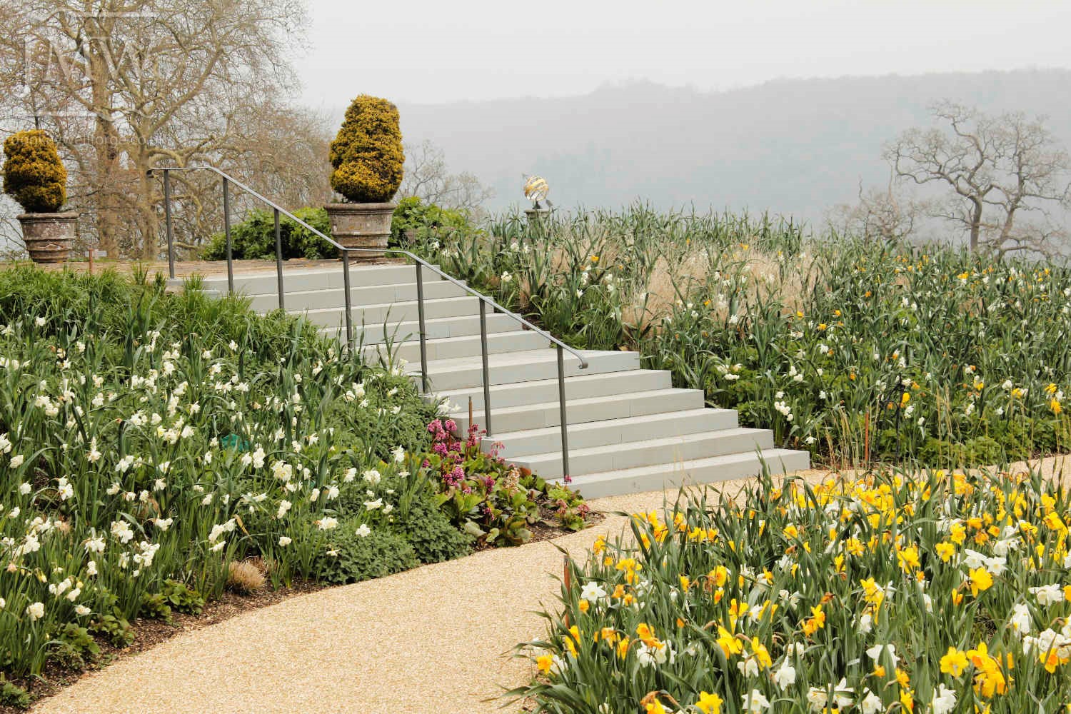museum-handrail-architectural-metalwork-garden