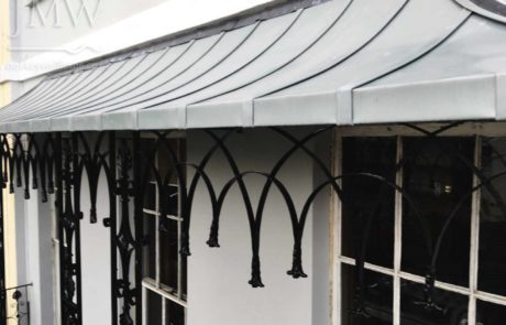 balcony-railings-iron-forge-blacksmith-cheltenham-restoration-donkeywell-forge-lead-castings