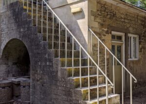 fire-escape-forged-balustrade-ironwork-handrail