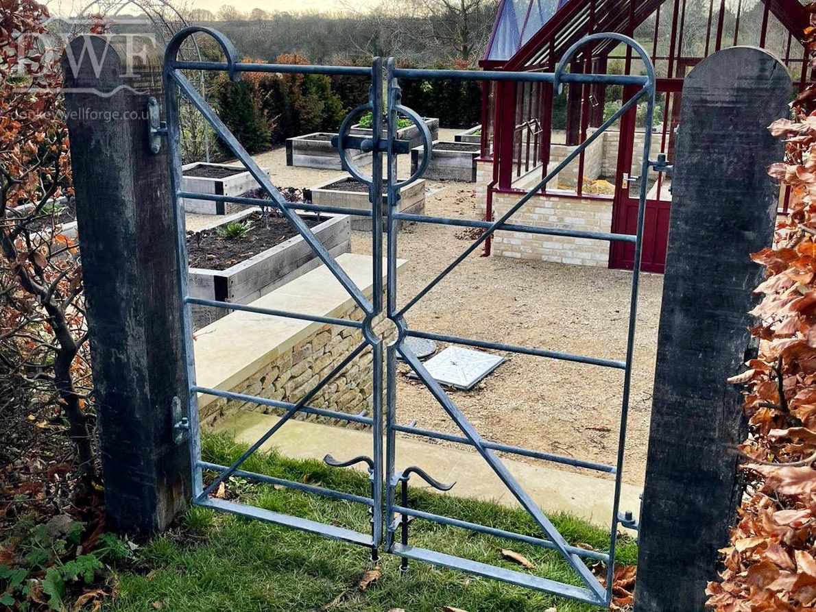 forged-steel-iron-bespoke-double-garden-estate-gates
